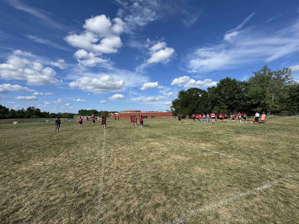 KirbyOnSports's tweet photo. The second stop of the day for the Kirby on Sports Podcast takes us to #Sherando High School to take a look at the 2026 Warriors Football Team.
@SherandoFball https://t.co/MXEVcVKruY