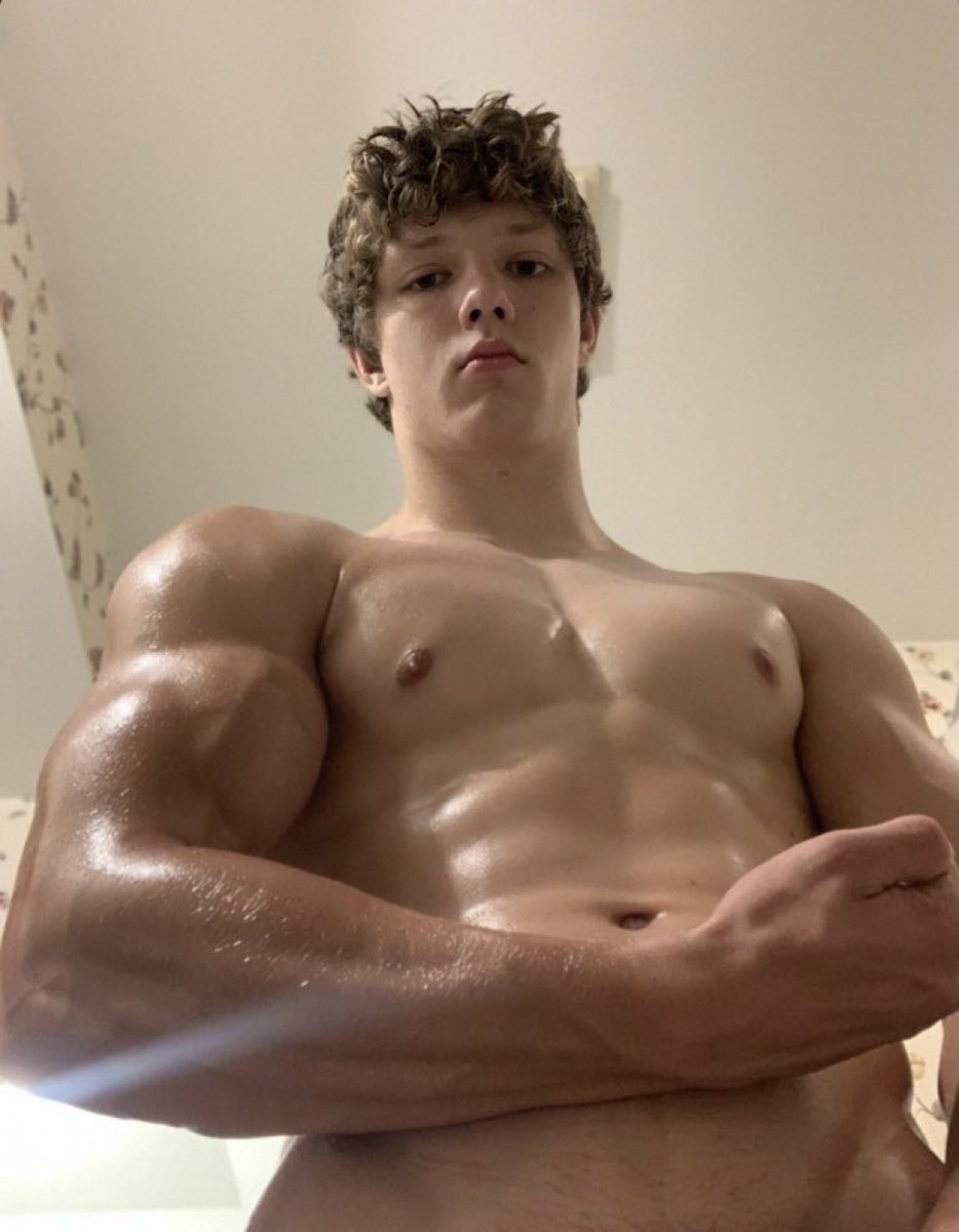 Mike20Dom's tweet photo. Big and pumped muscles for u to goon to😵‍💫 https://t.co/4zPDJZXtlJ
