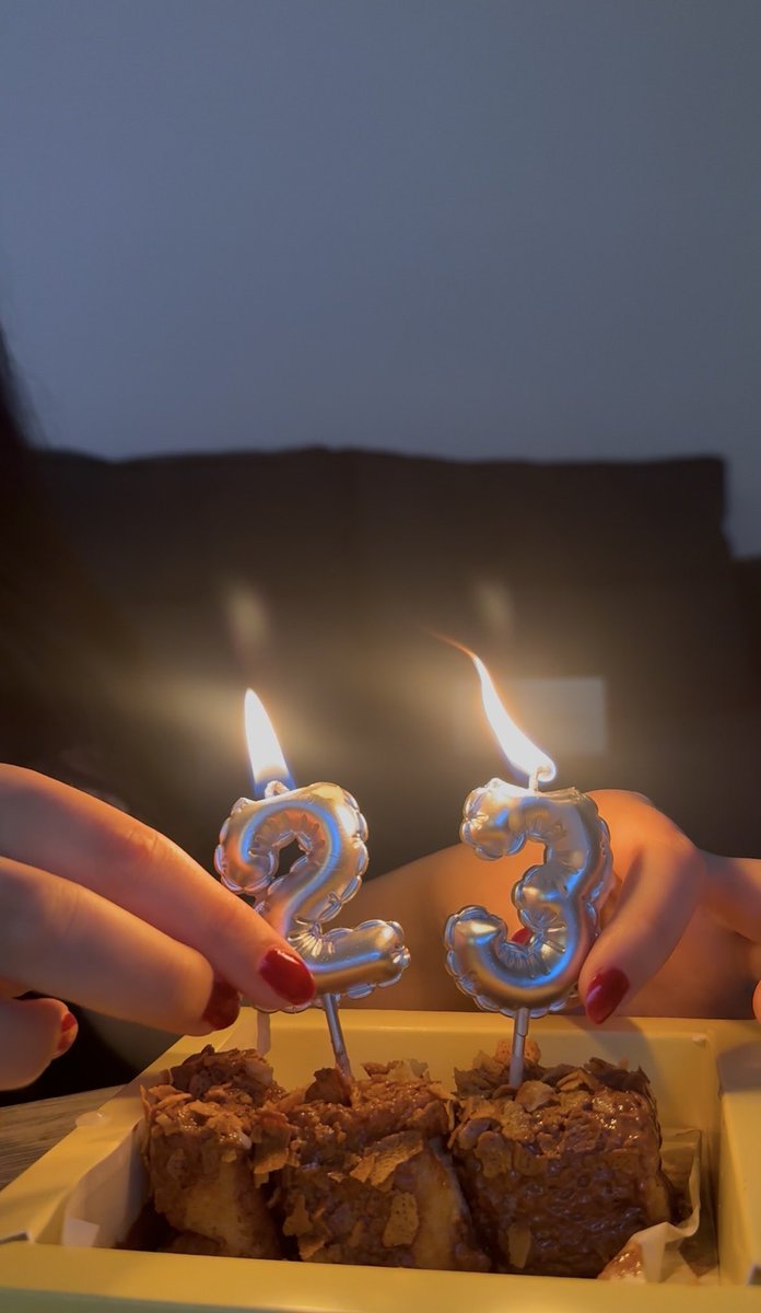 0Xxgl's tweet photo. It's my birthday 🥳🎂❣️
الترند جا بوقته🥰 https://t.co/Er1xy1T7Nk