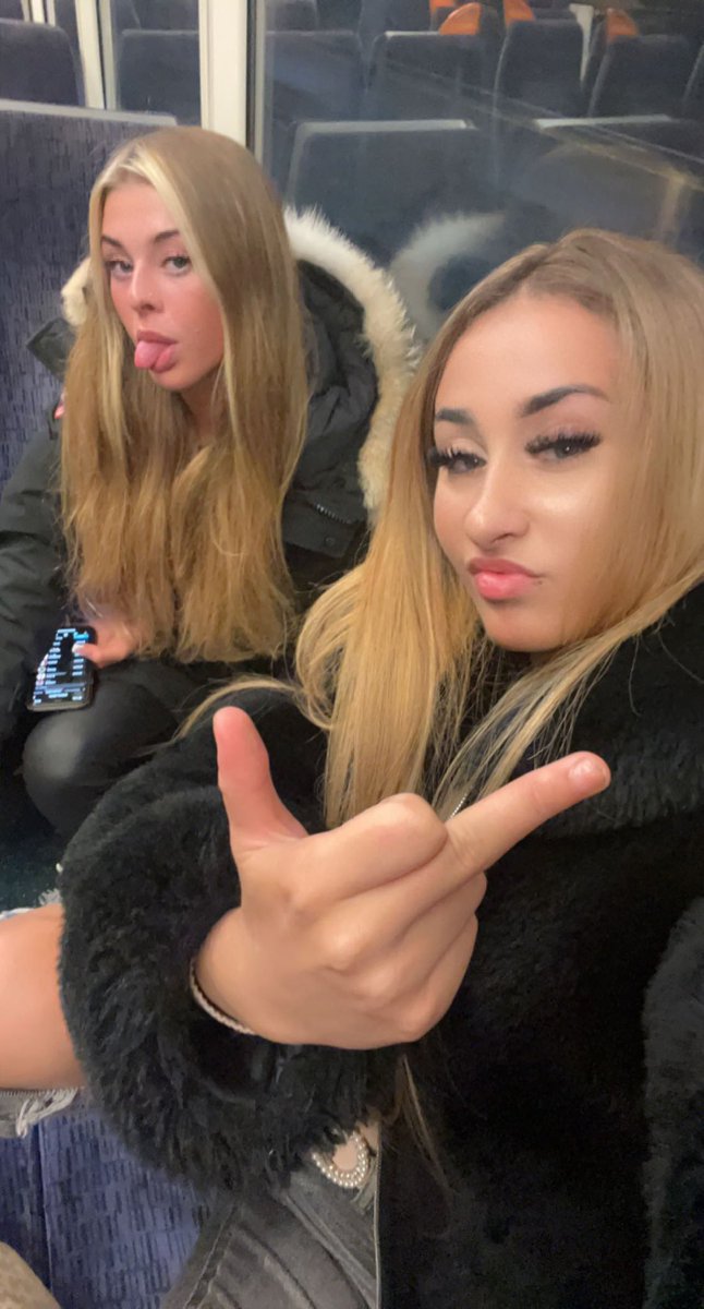 Princessamyneww's tweet photo. Completely under our control 😅 https://t.co/RFKdbndM2w
