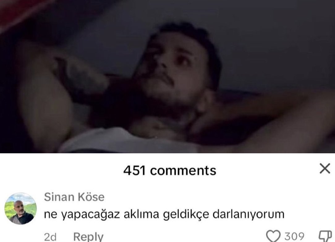 esmaoztase's tweet photo. @weghrumi anlik besiktaslilar https://t.co/HMW3VdOwUA