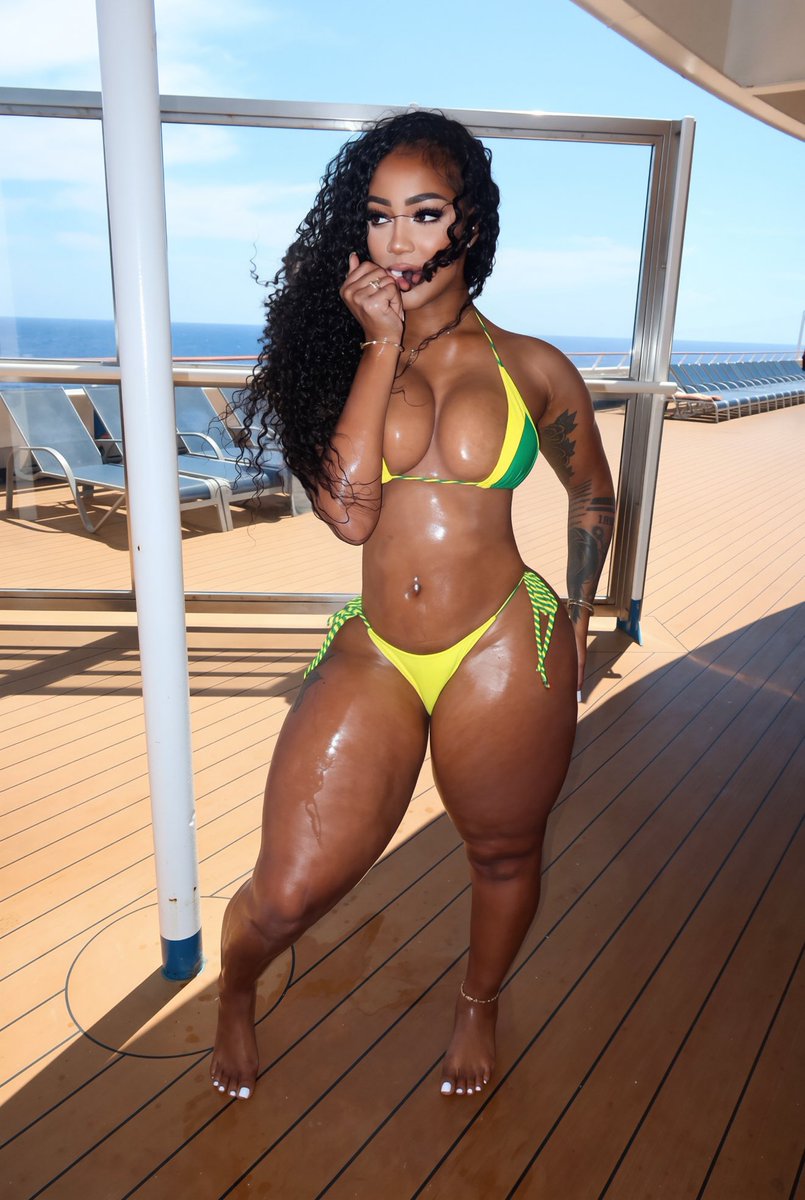 thorpe_jada's tweet photo. 📍bahamas https://t.co/SuSFSXlkMx