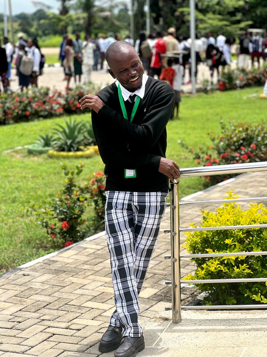 COMIC_MO6's tweet photo. FYB WEEK day 2
=======>Back to school
#FOR_THE_RECORD https://t.co/PWnmeNH4TS