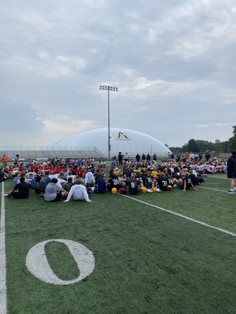 DordtFB's tweet photo. Had a great day hosting 8 local high schools for Team Camp!!
#IndustryStandard #CompeteFiercely https://t.co/20DMMWWzKK
