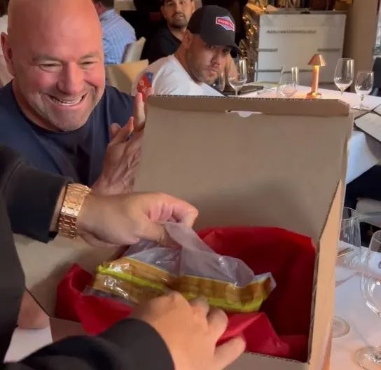 QuisqueyanoMMA's tweet photo. Look at Dana’s face giving the Nelk Boys money (that they don’t need) https://t.co/MCprEcRAGZ
