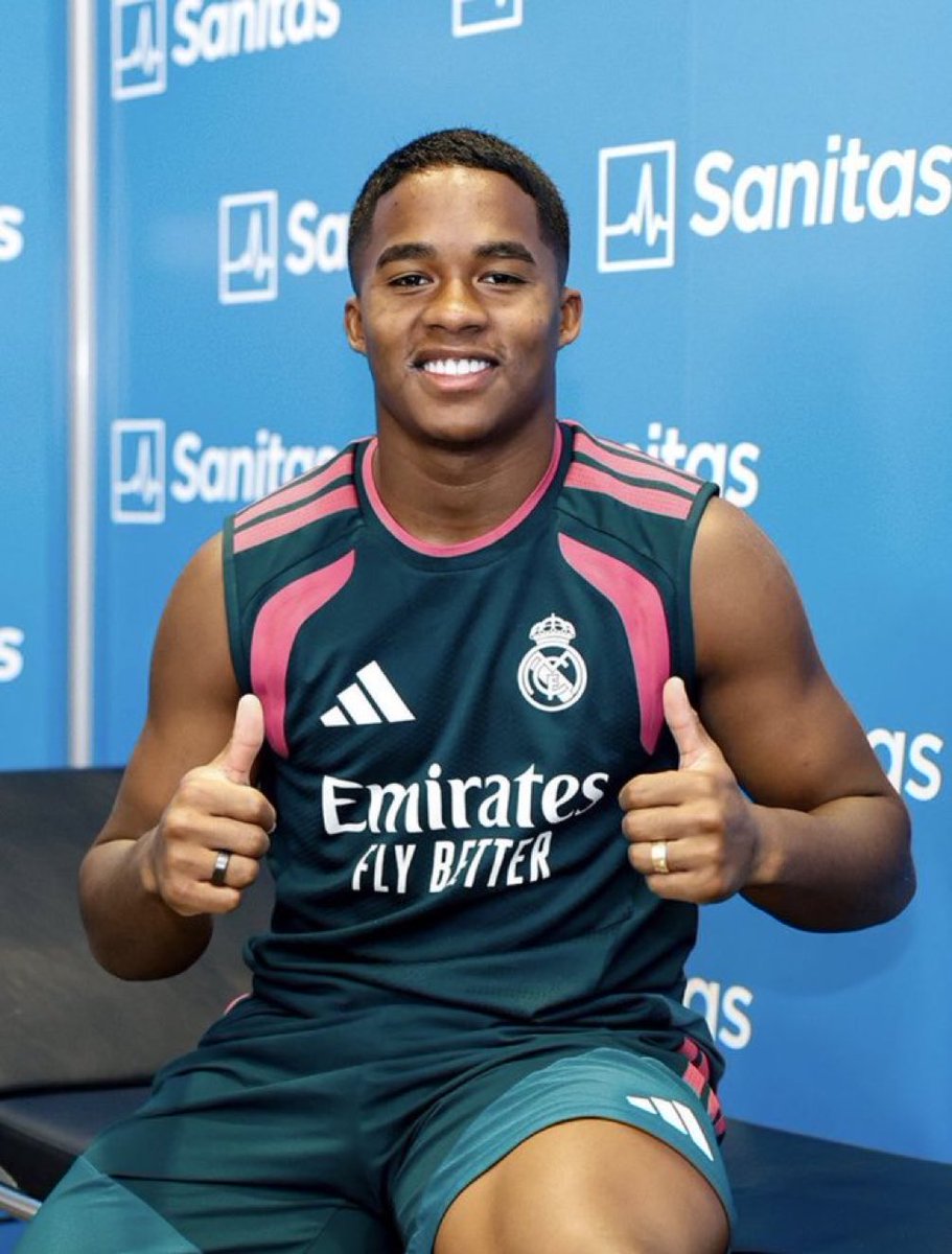 golsdobrasil1's tweet photo. 🚨 AGORA! 👀🇧🇷

O atacante Endrick informou ao Real Madrid que deseja sair do clube. 

— @yagosabuncuoglu
📸 Divulgação https://t.co/CLM7nHExod