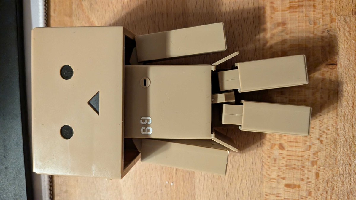 confusedcatgrl's tweet photo. Had some fun with my friend hyde and finished danboard, plus I gave him some waterslides with the help of hyde.
In the last picture we have the undeadress, which I built with @QueenServal on Saturday during my 12 hours stream!
#streaming #girlpla #modelkits https://t.co/PBwi9JrH2x