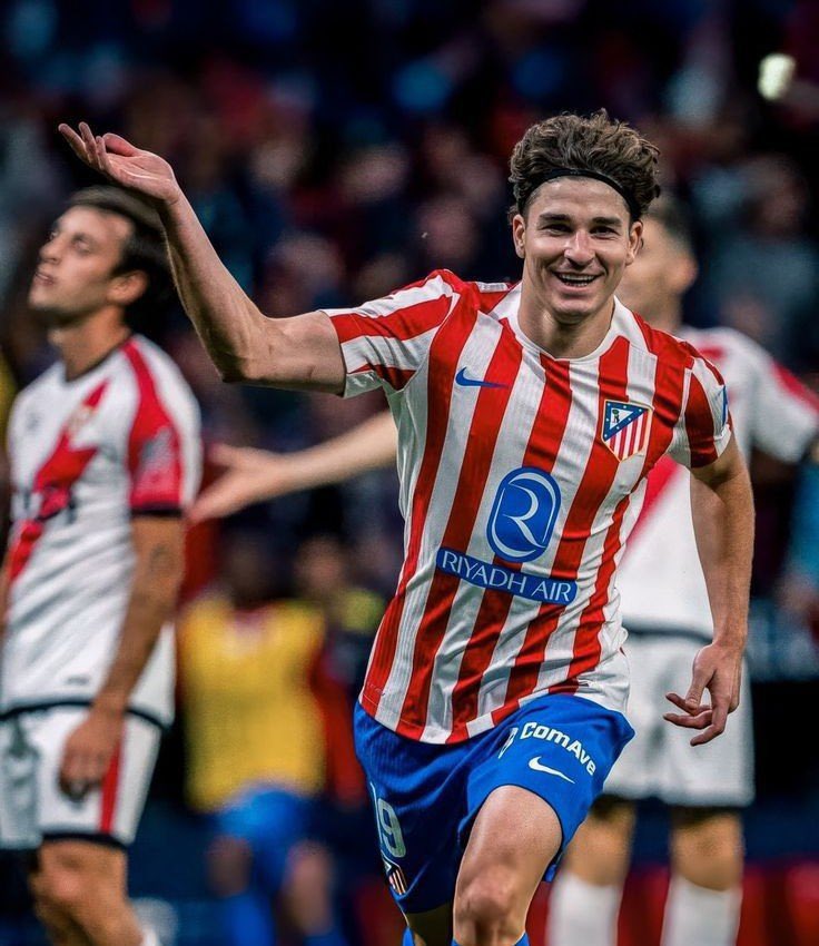 Messifirstborn's tweet photo. 🚨🚨 JUST IN �� @jotajordi13:

"I want to see Gil Marín's face when he talks to Diego Simeone, on August 10th, after the first training session…"

"Especially when he tells him he only has Sorloth for the striker position." https://t.co/8ytViHEj2y
