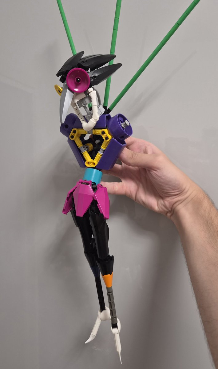 JSwansus's tweet photo. #lego #bionicle https://t.co/cDQfZA32nB