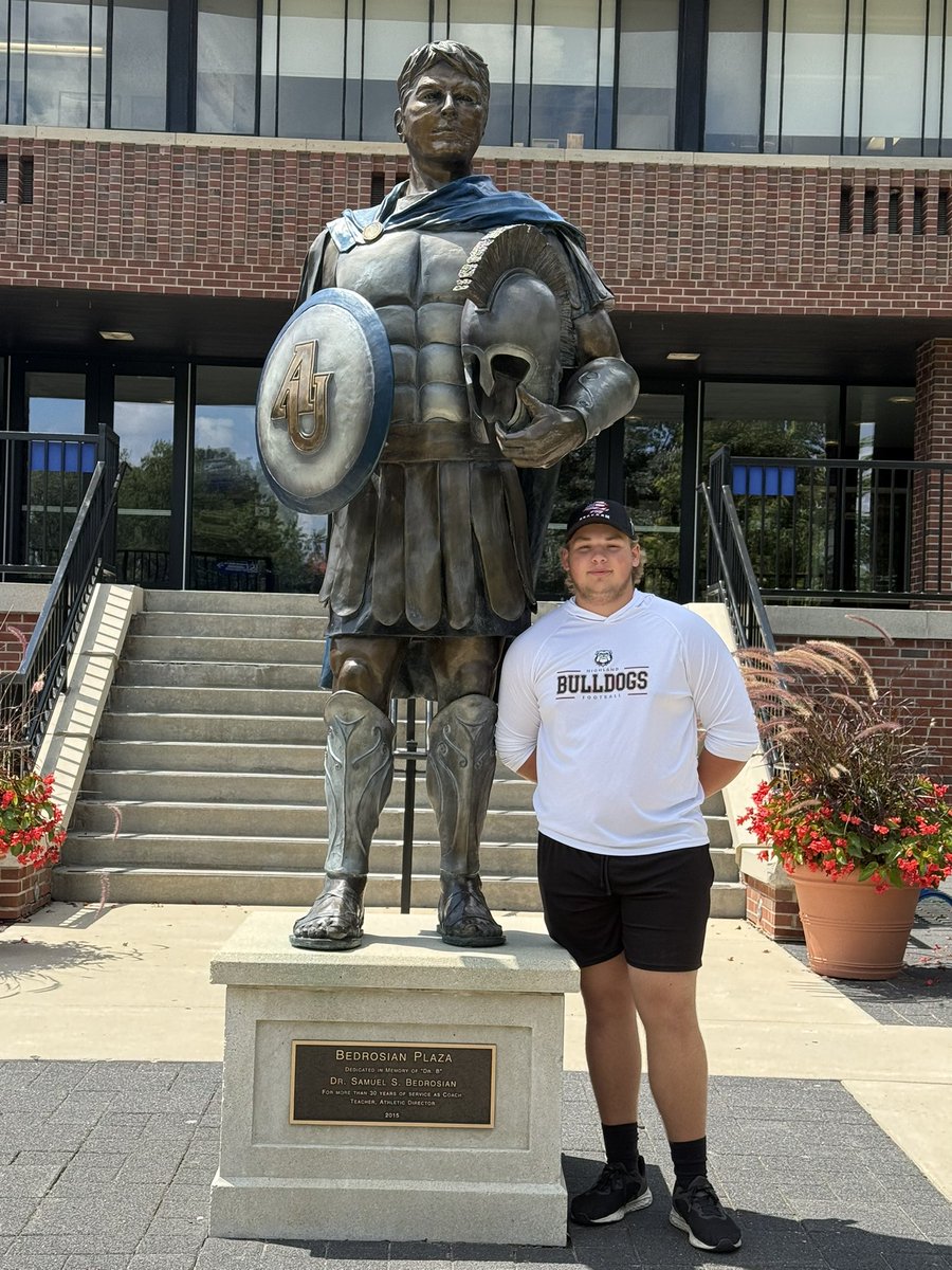 JoshStoddard69's tweet photo. Had an amazing visit yesterday at Aurora University! Beautiful campus, and shout out to @CoachJMax for the food suggestion. Had great conversations with the coaching staff as well. @CoachSaboFIST @CoachRgehlert7 @AUCoachZim @CoachPiasecki @MichaelBoland15 https://t.co/gtnUzfD0fD