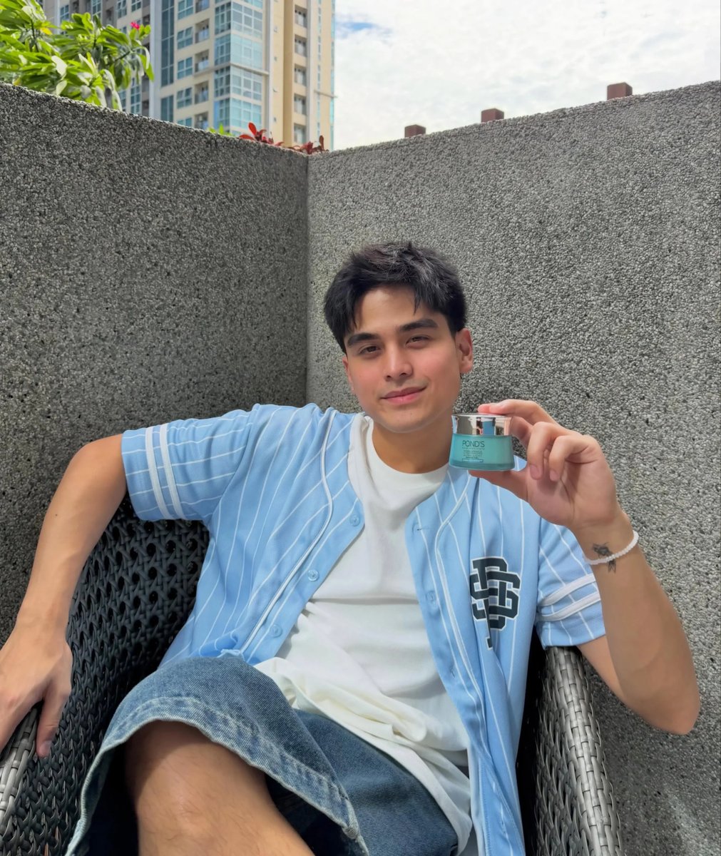 ProdigalHomeGal's tweet photo. Will Ashley R. De Leon, also known as Will Ashley, remains a versatile Filipino actor, singer, dancer, and vlogger, acclaimed… 

Read More: Will Ashley Biography: Lifestyle, Pictures, Family, Girlfriend, Siblings, Parents, Height, Age, Net Worth, Movies   https://t.co/dDEIO0oqyn https://t.co/wEGQ5FIJXd