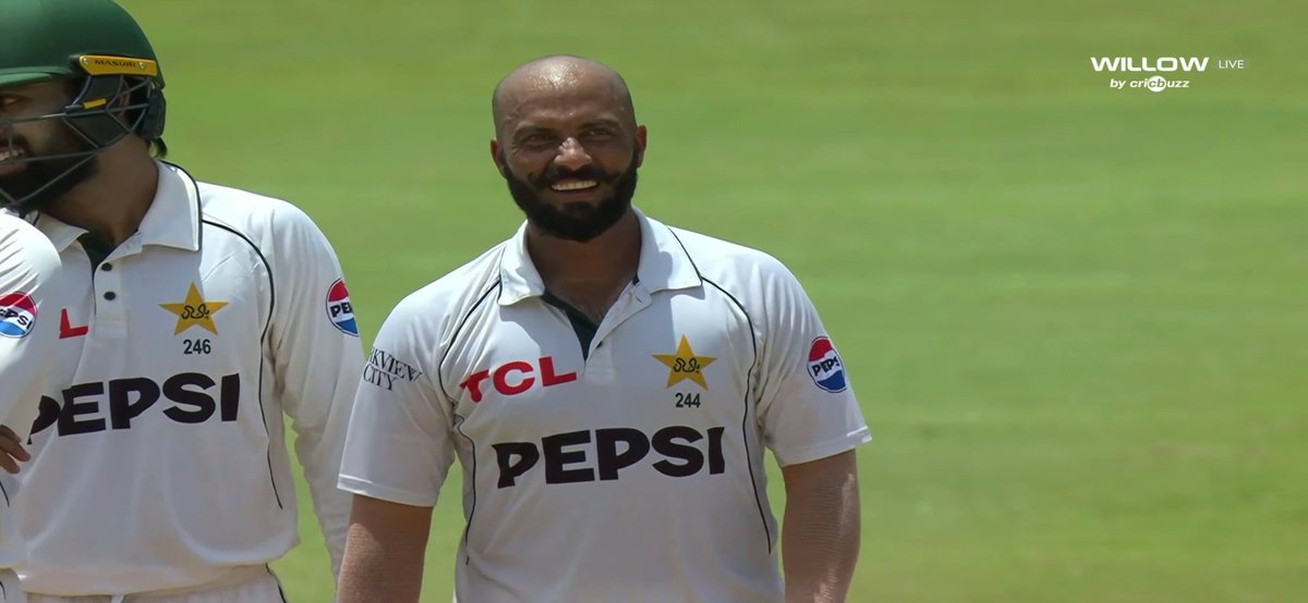 CricUniverse7's tweet photo. At Stumped Day 3️⃣
PAKISTAN in fully Commanding position against WEST INDIES at PORT OF SPAIN #TRINDAD TEST
WEST INDIES scored just 1️⃣0️⃣3️⃣/6️⃣ in their 2nd Innings.
WEST INDIES just ahead 6️⃣0️⃣ runs.
Still TWO days play left.
Sajid khan took 4️⃣/3️⃣2️⃣
#WIvPAK #teenager #Panamá https://t.co/zHKLe6TbWl