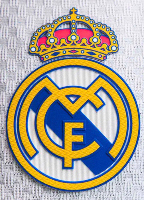 Yasin1334fb's tweet photo. Cristiano Ronaldo dışında Real Madrid'de oynamış bir Portekizli futbolcu adı söyleyin. https://t.co/f5PmpXBTm7