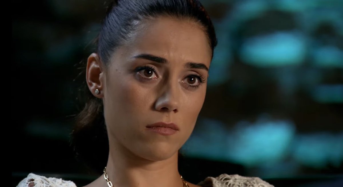 A7ll_ll's tweet photo. the eyes chico, they never lie.
#CansuDere 🌘 https://t.co/0AkkWDdzFW