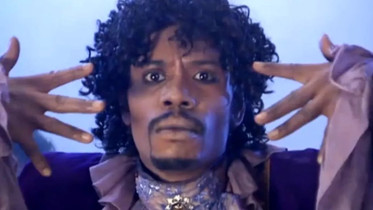 MiaYim's tweet photo. Game…. Blouses 

@Jade_Cargill 
@TheVibeBri 

Photo @studiiobeanz 

#PurpleRain #Prince #WWE #Summerslam https://t.co/ZXK2l8Y3oZ