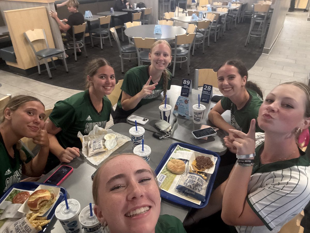 EmersonIshman's tweet photo. Had an amazing season with these girls and coaches and can’t wait for next season to start. These were my stats from the summer, 
AVG- .361
OBP- .540
OPS- .984
QAB%- 61.54%
C%- 75.00%
@SilverHawkSball @CoachKendall3 @CoachVigliotti @Coach_McNulty https://t.co/eTRq0cMiGx