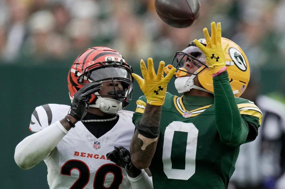 SleeperNFL's tweet photo. Packers' Jordan Love on WR Matthew Golden:

"He's very hungry. Since he got here last year — you can tell — he wants the ball. He was able to stay patient, and now it's going to be his time to go out there and make these plays on the field."

(via @heykayadams / @UpAndAdamsShow) https://t.co/6HL2rU7eX1