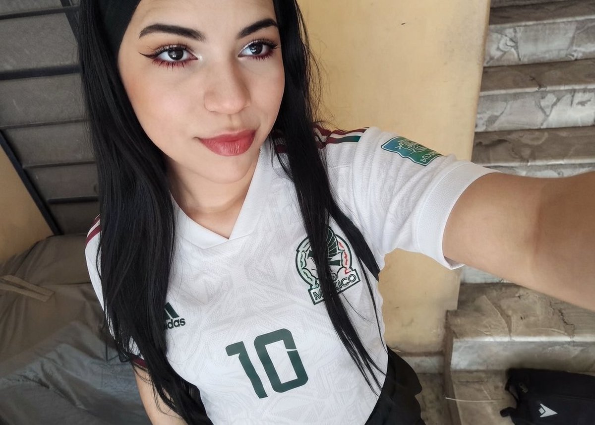 Svcerra's tweet photo. Viva MEXICO #ysisí https://t.co/gQ1RJuY3Qt