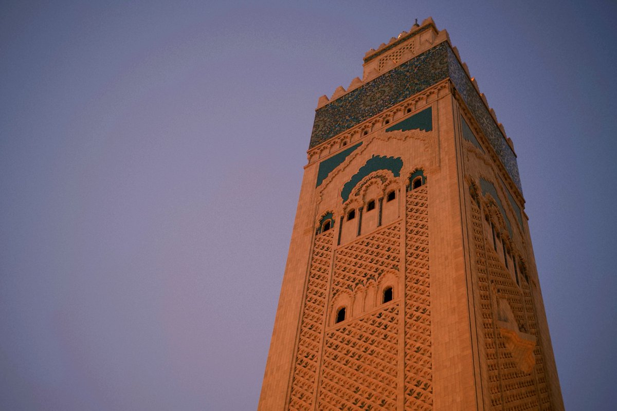 22b_czw's tweet photo. Maghreb face a la mer https://t.co/2DatX0TXEn