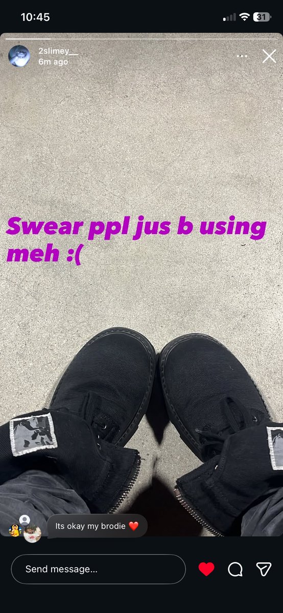 peepoocumfart67's tweet photo. his little toesies 😭😭😭😭🤍🤍🤍🤍🤍🤍🤍🤍 https://t.co/i8mR9q39Cl