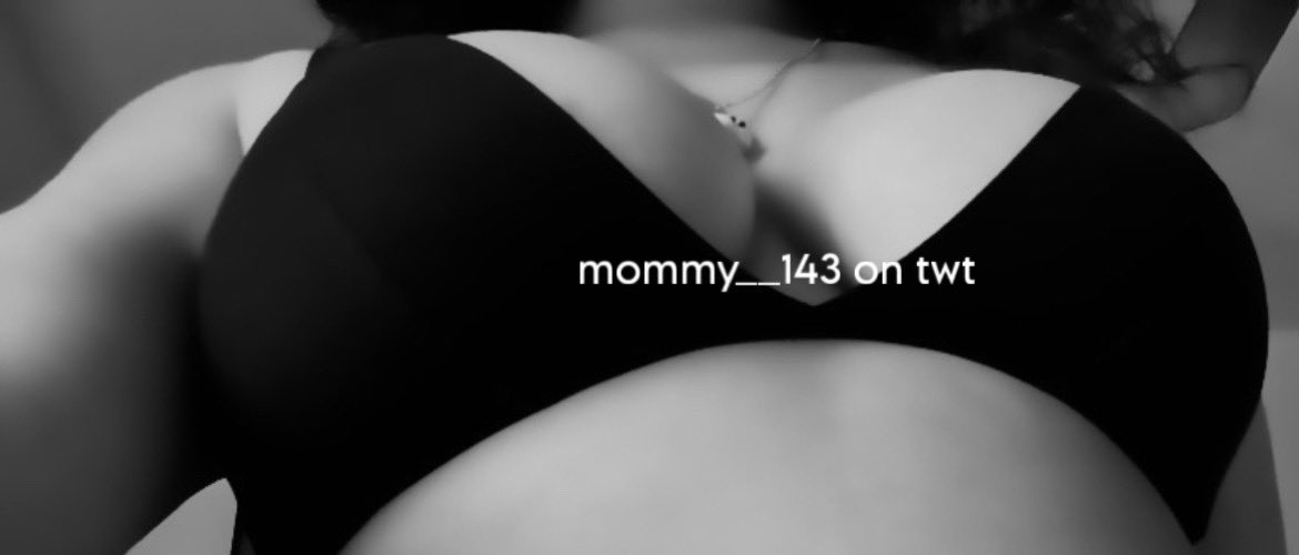 mommy__143's tweet photo. hi angels xx

• figured i'd redo this •

~ not new to #nsfwtwt
~ switch / mostly sub
~ i have a thing for whimpers and groans :3
~ no age in bio = blocked, minors dni https://t.co/7ZhXqIabr8