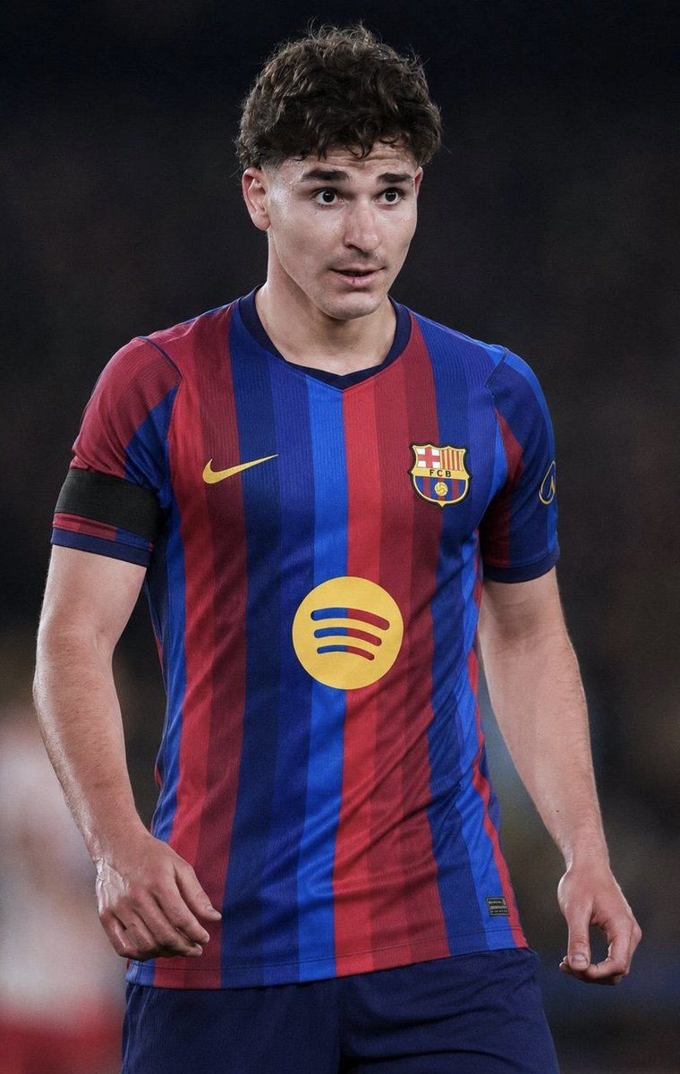 Barcanalytics's tweet photo. SI JULIÁN FICHA POR EL BARÇA SORTEO SU CAMISETA  ( a cualquier país  )
A TODOS LOS Q ME SIGAN DEN LIKE Y RT , POR FAVOR ARAÑA POR FAVOR DECO 🕷️ ❤️💙❤️ https://t.co/ZzE5si8sTl