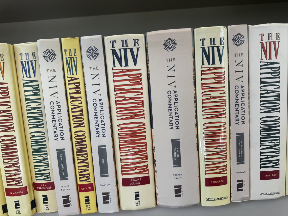 BethMooreLPM's tweet photo. Far be it from me to sound dramatic, but I’m in nothing less than abject despair over the cover change in the NIVAC commentary series. I loved the original primary colors combo! And just look at my shelf now. Dear @Zondervan, why why why why WHY????? https://t.co/dvsF9oo25N
