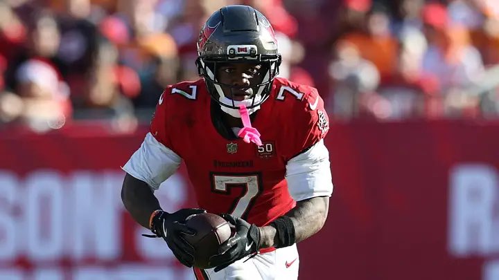 SleeperNFL: The Bucs have “a bunch” of packages where Kenneth Gainwell and Bucky Irving will share the field, per @riverhwells. http