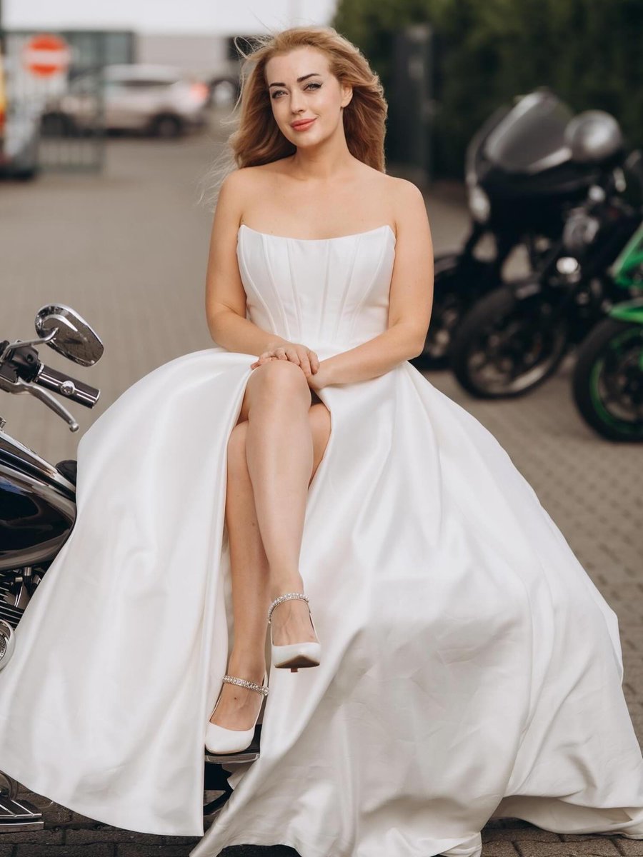 event_weddfdjj's tweet photo. https://t.co/dWEOsEfkbN