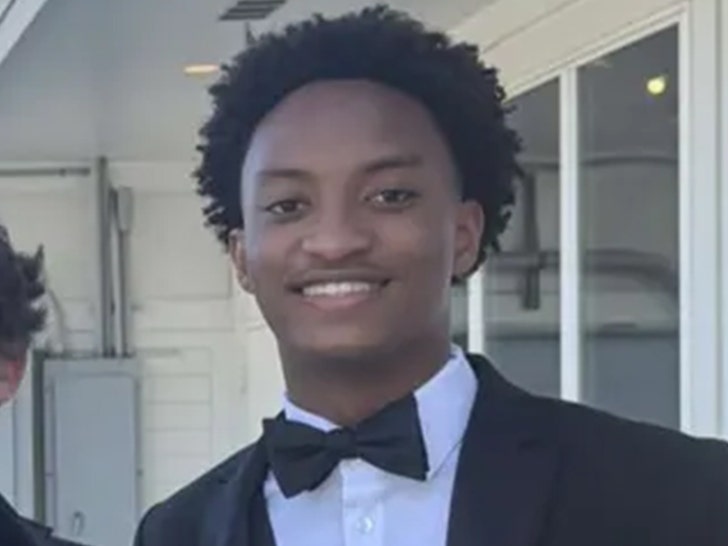 TMZ's tweet photo. Nolan Wells Case: Third person charged for allegedly threatening witnesses.

Details: https://t.co/uqICJGfHEj https://t.co/UMz5g5r5K9