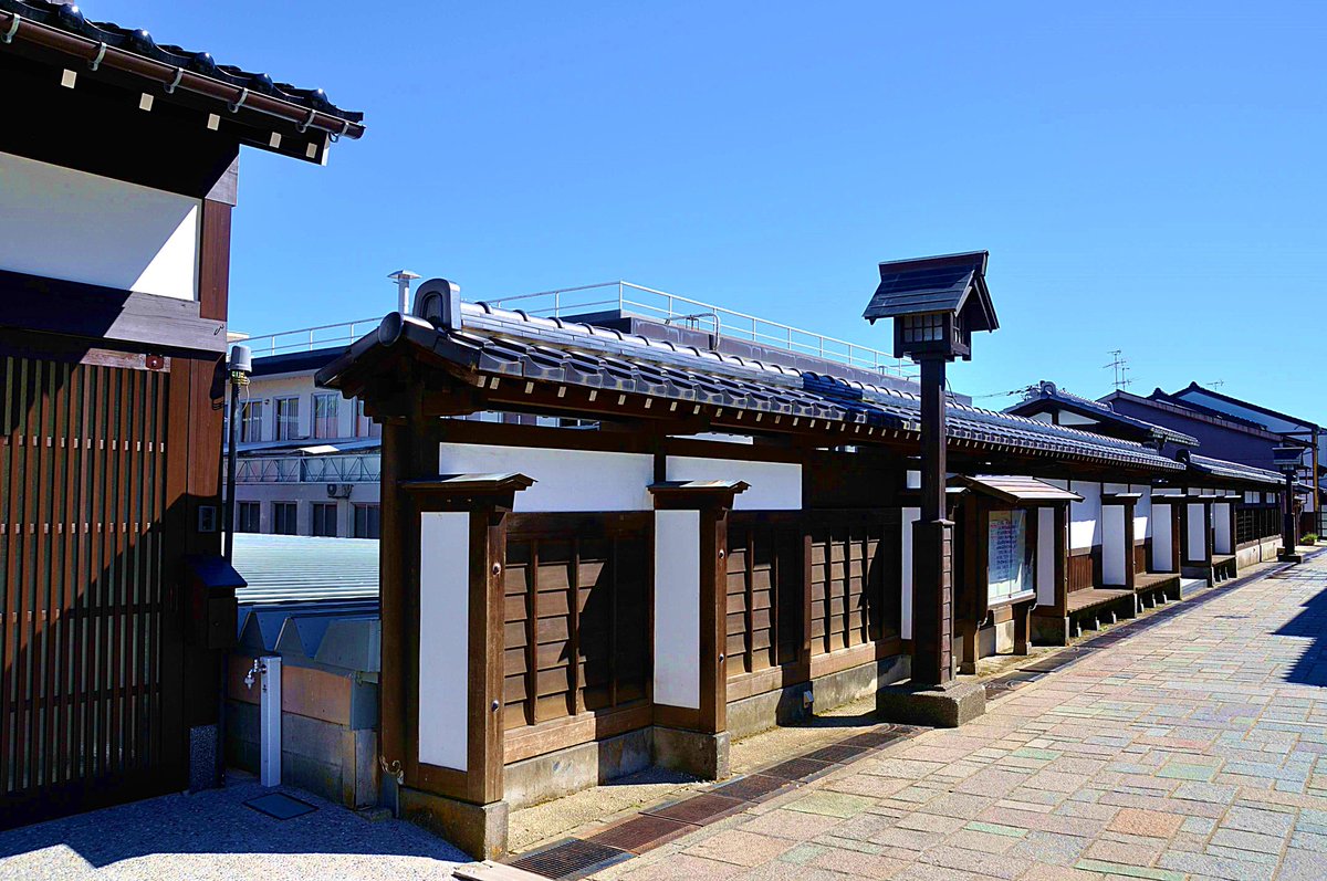 19340708's tweet photo. おはようございます

「おわら」の古い町並み　

富山市八尾町で撮影 https://t.co/tuNuF3zlS6