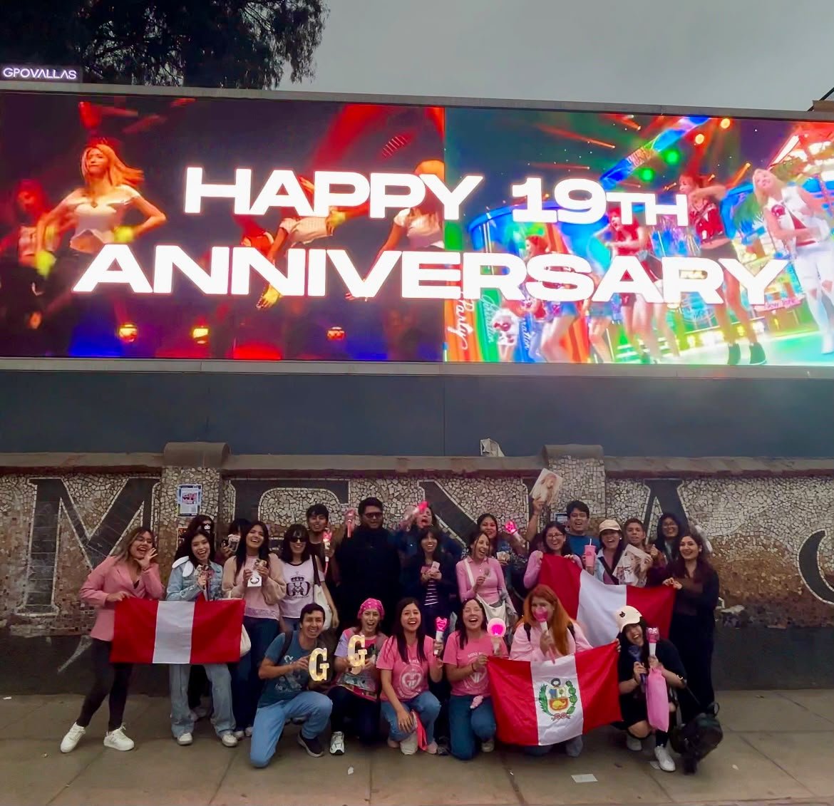SONEPeru's tweet photo. @GirlsGeneration @tiffanyyoung Si no pudieron ir, los invitamos a seguir con nuestra programación porque la celebración no acaba aún! 

#19년째_지금은_소녀시대
#19YearsWithSNSD
#girlsgeneration 

@GirlsGeneration @tiffanyyoung @sjhsjh0628 @sychoiofficial @Sunnyday515 @TAEYEONsmtown https://t.co/nPsOq1XNVw