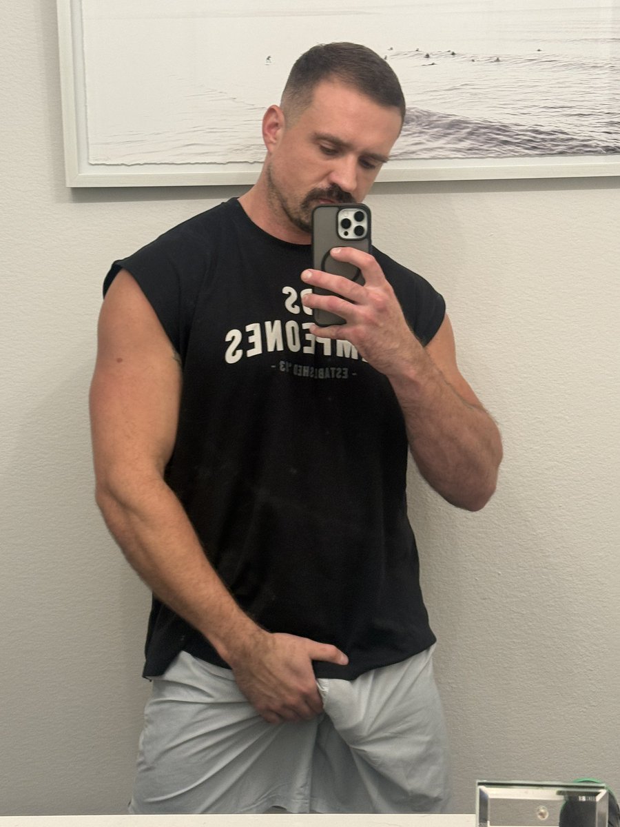 BlueSteelFl's tweet photo. 🌭 https://t.co/MoVgIrReJL