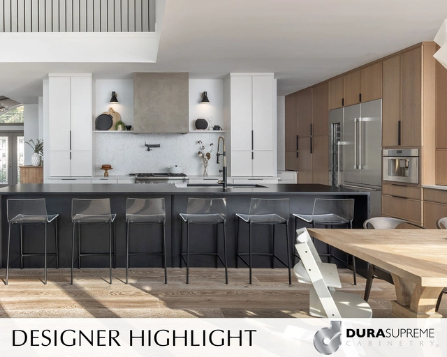 durasupreme's tweet photo. DESIGNER HIGHLIGHT: This week's featured #DuraSupreme #kitchen #design is by Dena Frye of @DillmanUpton, #RochesterMI. What's your favorite feature in this project?

Explore our #InspirationGallery! https://t.co/AxvfKyPDPu 

#kitchendesigner #cabinetry #kitchencabinets https://t.co/j9zD5y59SR