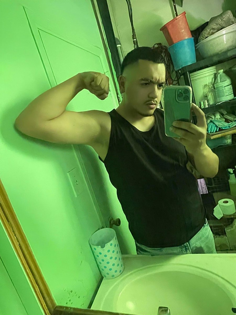 JayNunezz20's tweet photo. It’s only Tuesday
#TUESDAYGAINS #latino #monte https://t.co/GSWQ22xk4r
