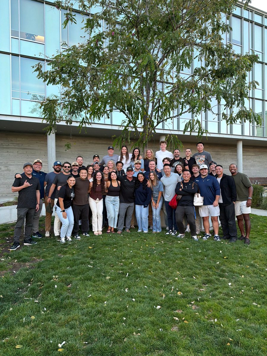 nextlevel_ball's tweet photo. The team behind creating the BEST youth sports experience πͺ Celebrating another year of wins and the people who make it all happen π€
#NextLevel #youthsports https://t.co/xUnRSyWuP8