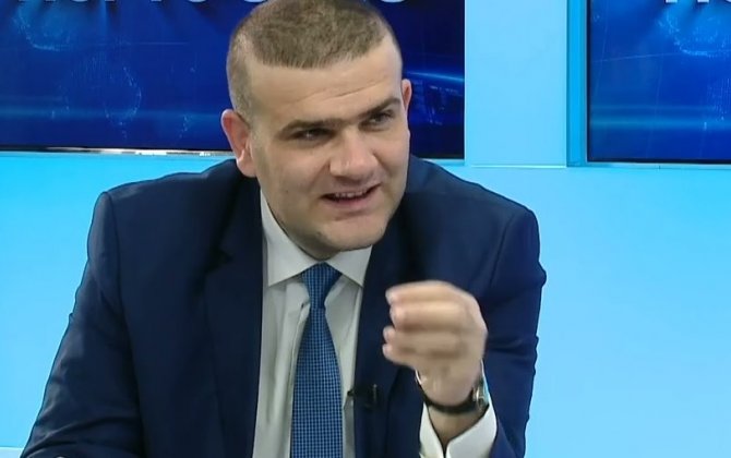 TeymurQasimli's tweet photo. "İsrailin Qəzzada atəşkəsi pozmasının qarşısını almaq üçün yalnız bəyanatlar yetərli deyil..." https://t.co/6lLVJRq0LE https://t.co/ZrNsT49NLr