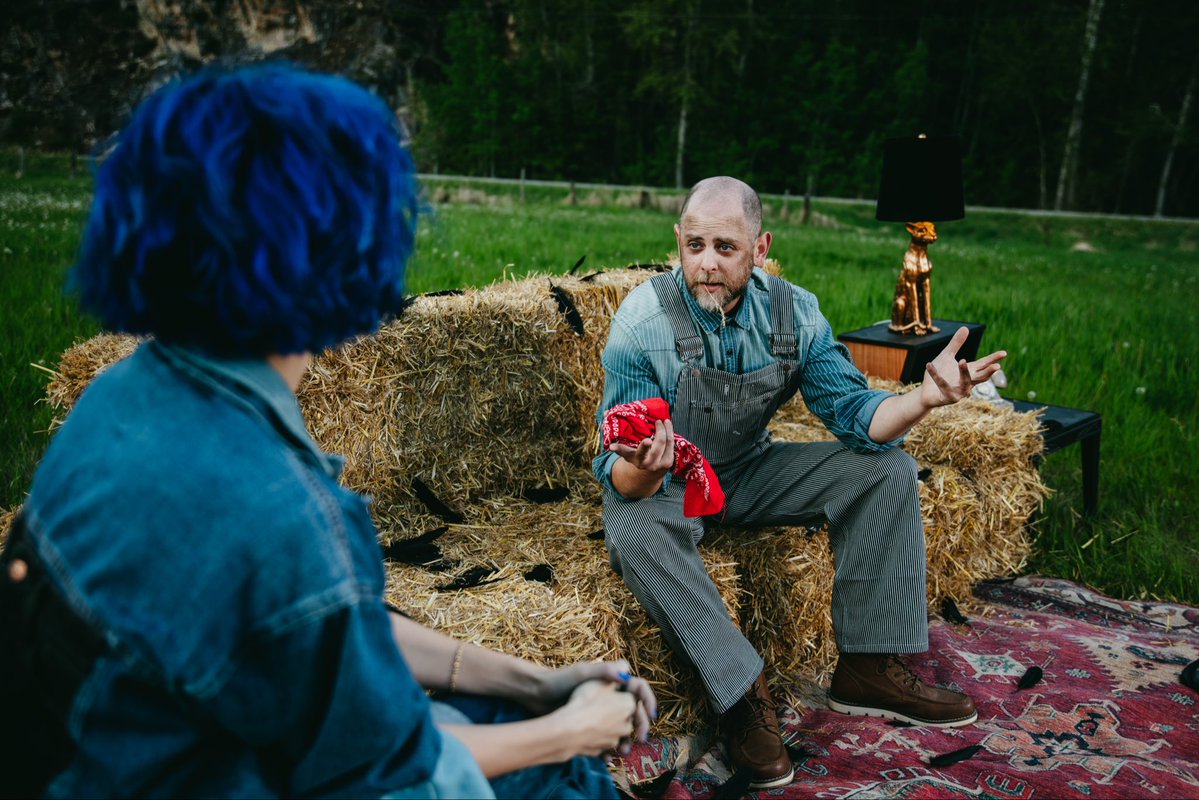 SLOTHRUST's tweet photo. Do you guys like therapy? Y/N 🛋️. https://t.co/lJb1waXmyh