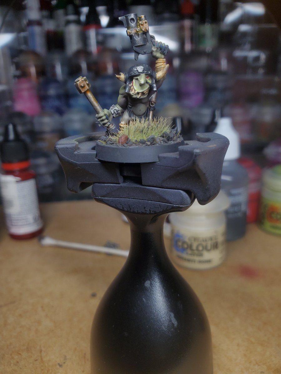 SaikaArs's tweet photo. Me prometí terminar 3 miniaturas a la semana xddd ya termine de pintar otro snotling. https://t.co/HXFsZURrIj