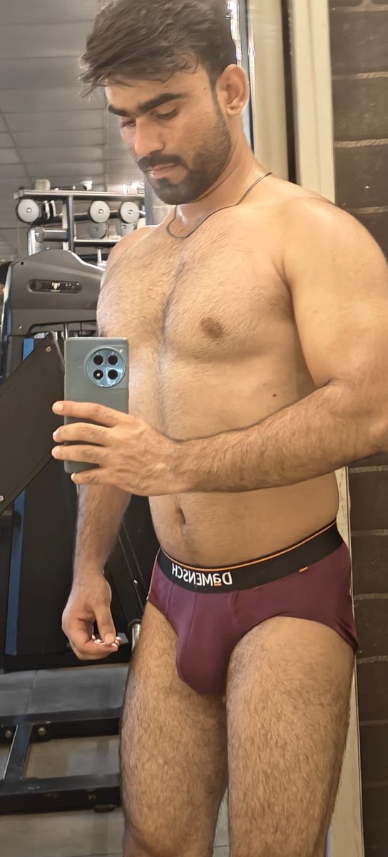 thepervertdemon's tweet photo. #HunkDad #gymtime #underwear #hot https://t.co/QWoyzLu0vD