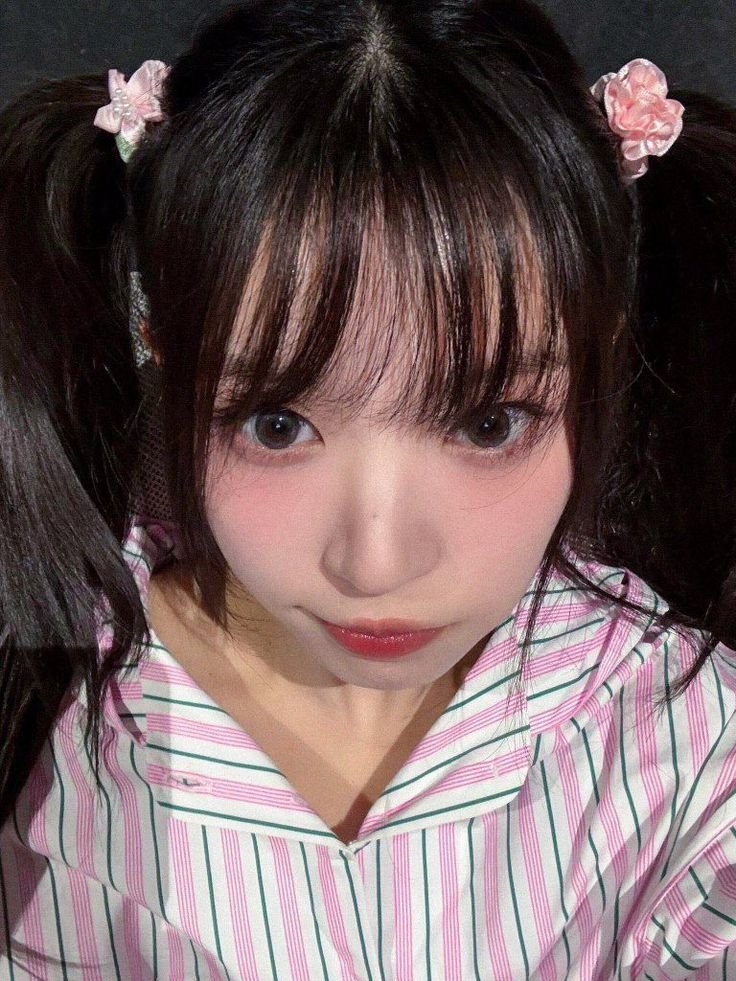 ILLIT_GLLITLove's tweet photo. 🦭🎀 https://t.co/rjc2SlKr6H