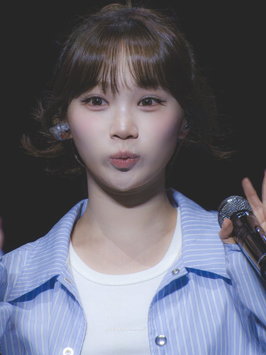 gidolphoto's tweet photo. 250802 LE SSERAFIM (르세라핌) TOUR 'EASY CRAZY HOT' in Manila part 3
TIME TO CELEBRATE 🎂📷🤍🎀
https://t.co/TMSJBM5Fnv
#르세라핌 #LESSERAFIM
#LE_SSERAFIM_IN_MANILA
#김채원 #채원 #ルセラフィム #チェウォン #LE_SSERAFIM #KIMCHAEWON
#TimeToChaelebrate #여름의인트로_김채원 https://t.co/ezrFnNN26w