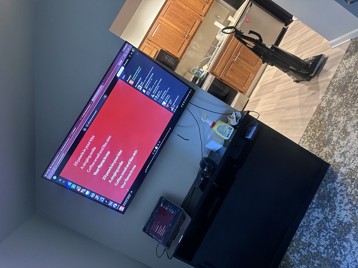 iwantttunicorns's tweet photo. school apartment, very different from previous years https://t.co/O1e8xKz6I7
