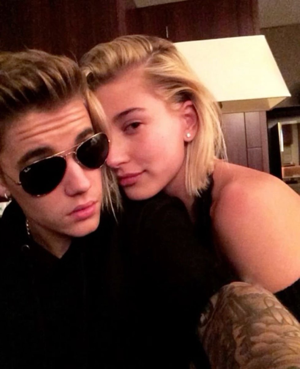 yukonsbieb's tweet photo. thinking about how hailey bieber really tamed bizzle 😭😭 https://t.co/KgqwdzXEfE