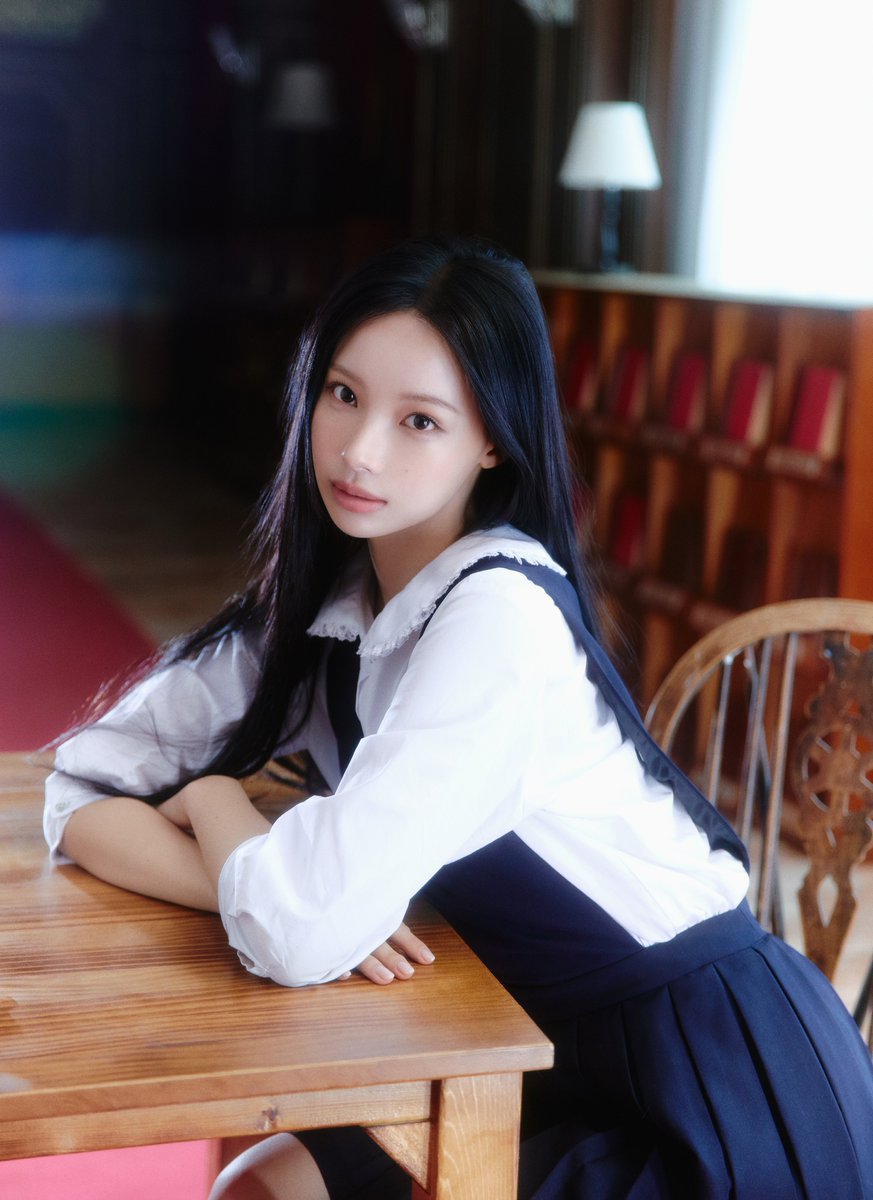 kchartsmaster's tweet photo. Brand Reputation top individual rookie for each month in 2026 so far:

January: ILLIT's Wonhee
February: ILLIT's Wonhee
March: ILLIT's Wonhee
April: ILLIT's Wonhee
May: ILLIT's Wonhee
June: ILLIT's Wonhee
July: RESCENE's Woni
August: RESCENE's Woni https://t.co/l0Kg4TWdC1