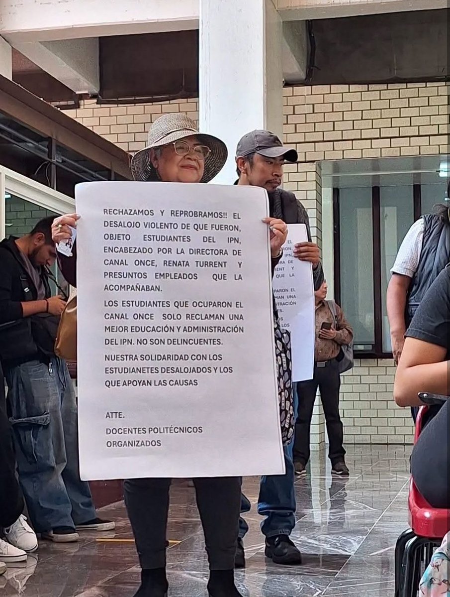 YoXLas40Horas2's tweet photo. Lxs docentes del IPN también están con lxs estudiantes https://t.co/IycTONmpTx