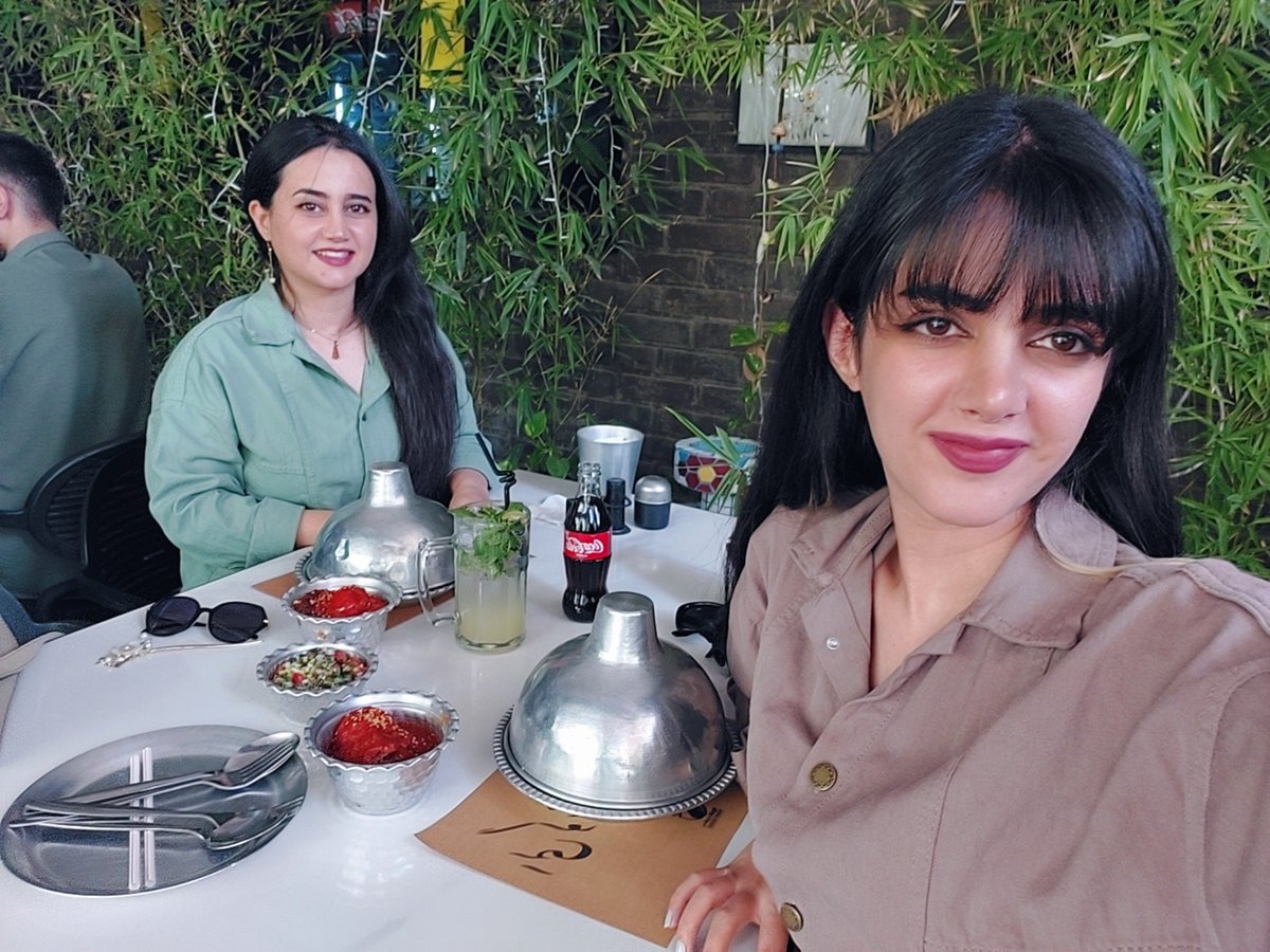 atanlulu's tweet photo. من و آبجی خوشگله توی شیراز💕
بمونه اینجا عکس بعدی با اون یکی آبجی خوشگله باشه https://t.co/LMeogaOXf4