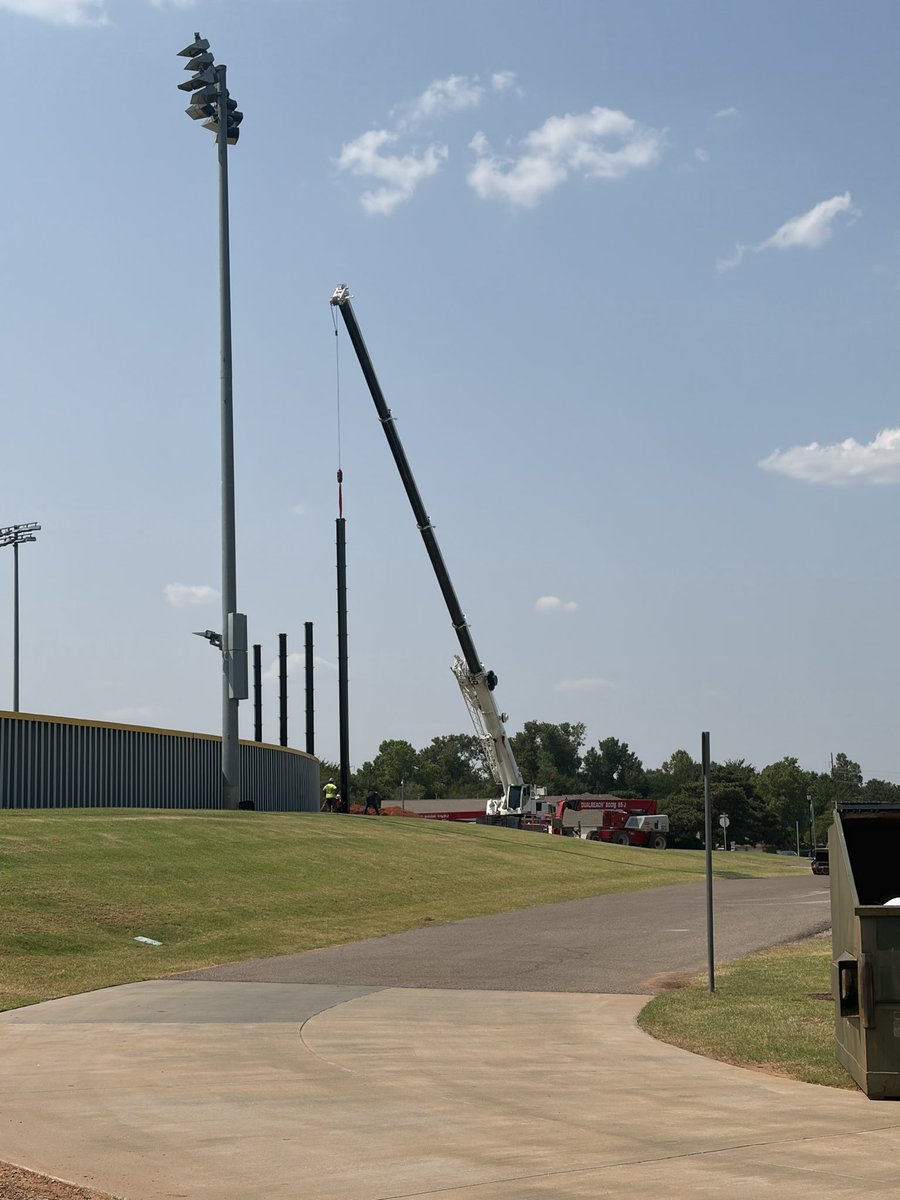 UCOBronchoBsb's tweet photo. 👀 🏗️ 
#RollChos https://t.co/iTyEGMtB2x