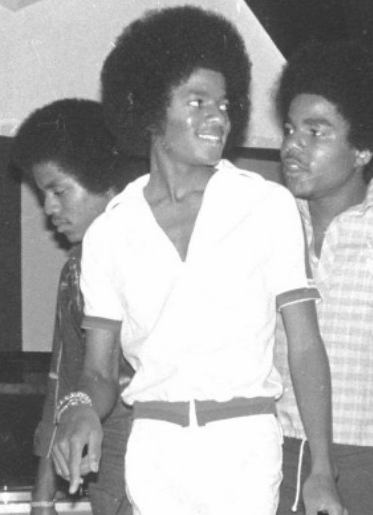 alloverrbaby's tweet photo. the most handsome man ever https://t.co/bFQ9AjRrNt