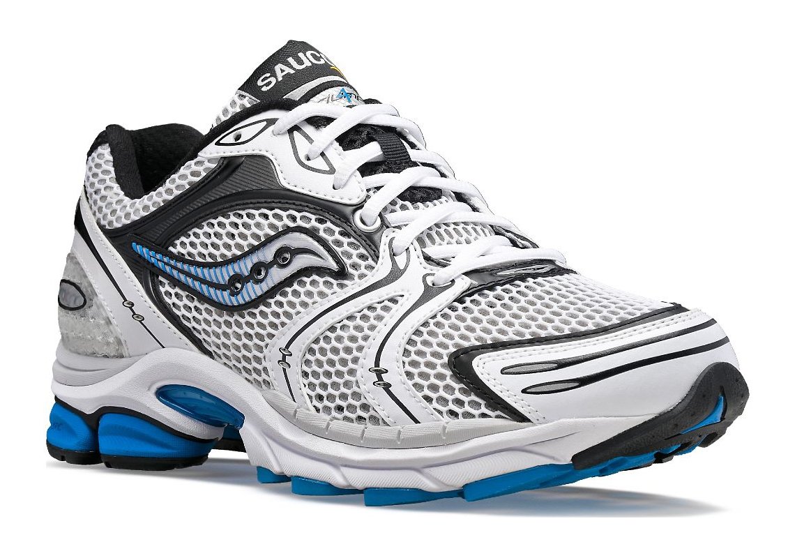 dromswell's tweet photo. @MBJ_01 @otac0n the logo on his shoes in twin snakes looks like a combination of the nike logo and saucony logos on a pair of adidas (adidases?), so i guess he did? https://t.co/h6d4mtJPJZ